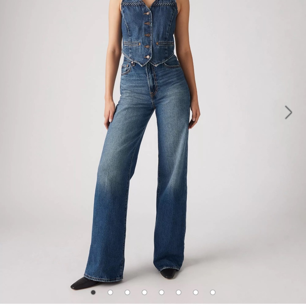 Levi's Ribcage Blue Denim Jeans with tags!